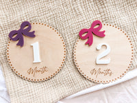 Round Baby Monthly Milestone Cards - Charlie + Pine
